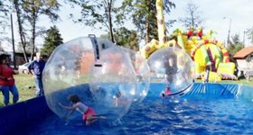 Zorbing na wodzie/waterball