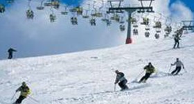 Skiing /  Snowboarding